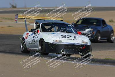 media/Oct-16-2022-Speed Ventures (Sun) [[7df72c9f09]]/Red/Session 2 (Sunset)/